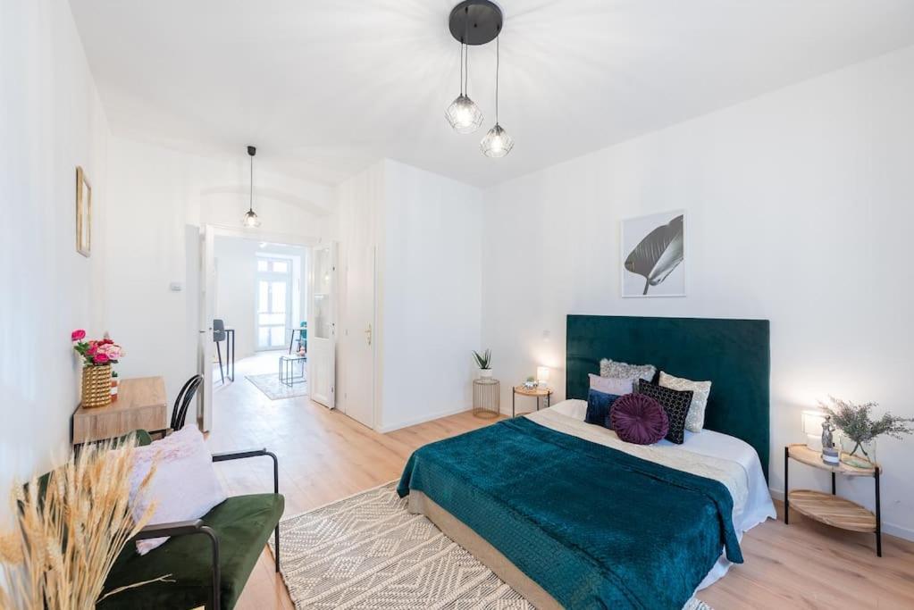 Sweet Cozy Apartment Prague Close To Mala Strana Bagian luar foto